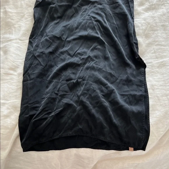 LUNYA Black Washable Silk Nightgown Dress Slit T-Strap in Black & Otium S $198 - Picture 4 of 8